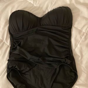 Liz Claiborne one piece bathing suit